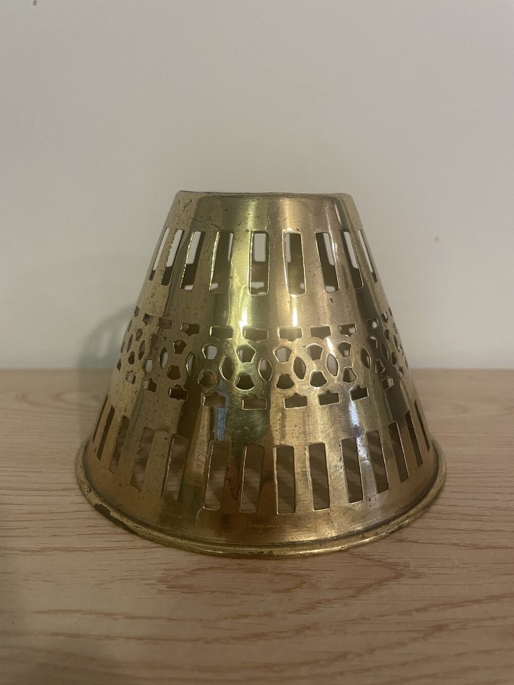 VTG Century Made in India Pierced Brass Ornate Lamp Shade Candle Cover NEW 5” W